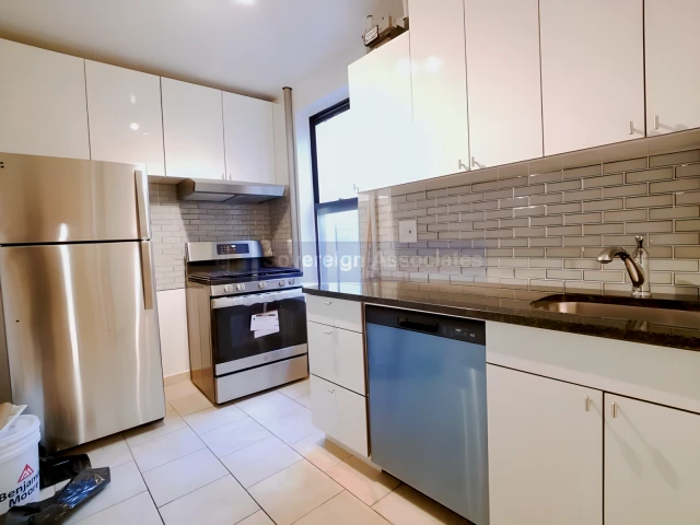 79 Haven Avenue 1