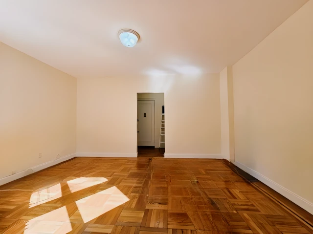 838 West 176th Street
