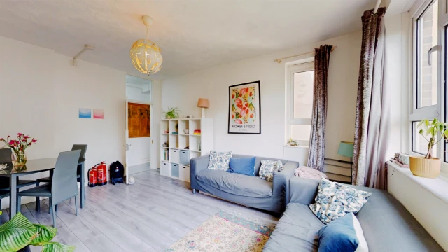 Trebovir Road, Earls Court 1