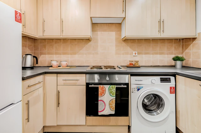 Hyde Park Road 26219# 1