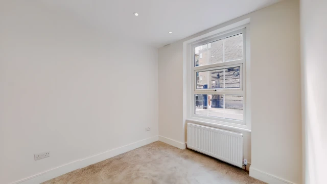 Penfold Place 26192# 4