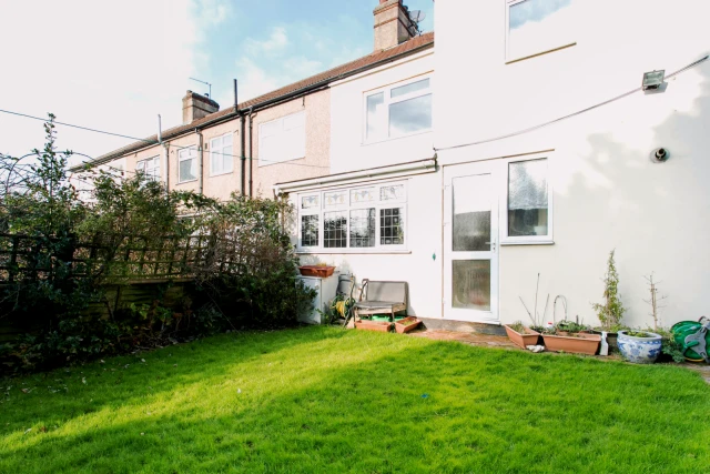 house in Ilford 2