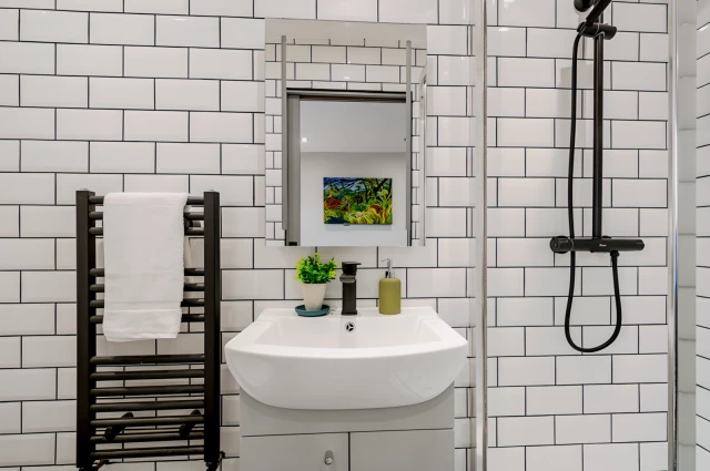 Harold Place 26206# 3