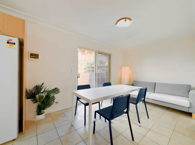 2A Barker St 4