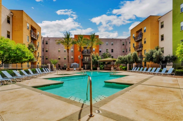 Sol Apartments 4