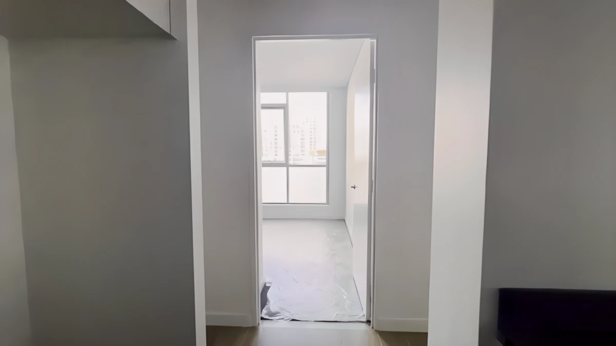 11 Studio Dr 0
