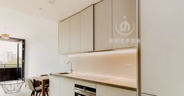 13 Mono Tower - London student accommodation - Studio