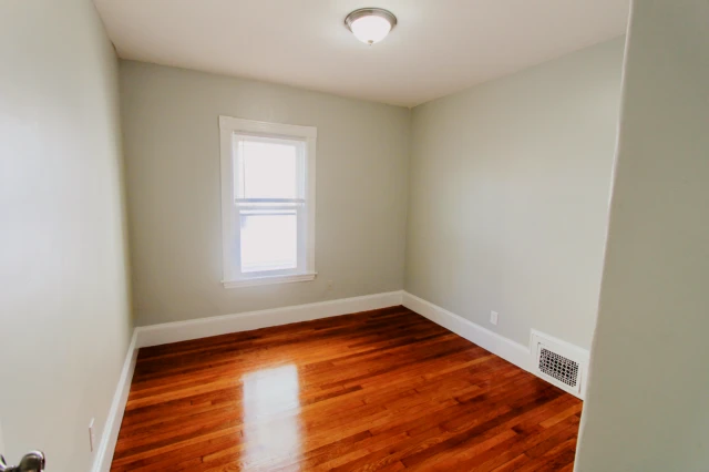 34 Russell st. 2