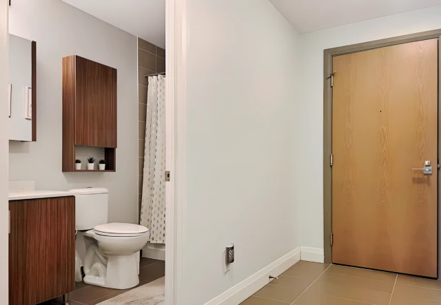 315 - 18 Uptown Drive 1