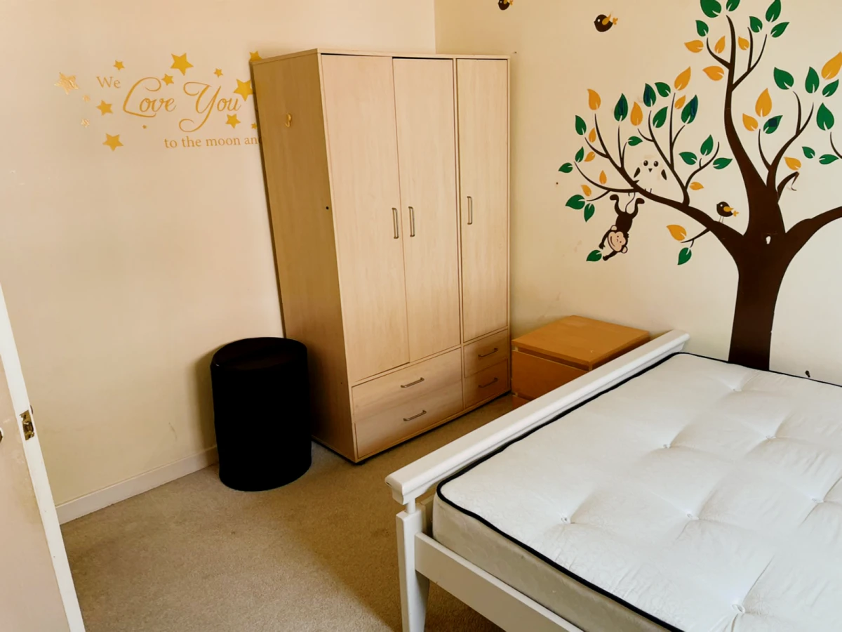 Glasgow rental 2B1B near University of Glasgow, University of Strathclyde,and Royal Conservatoire of Scotland 0