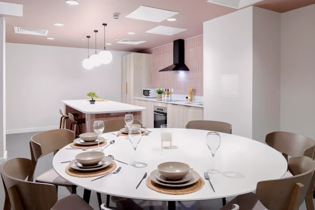 Gob Briggate Studios 3