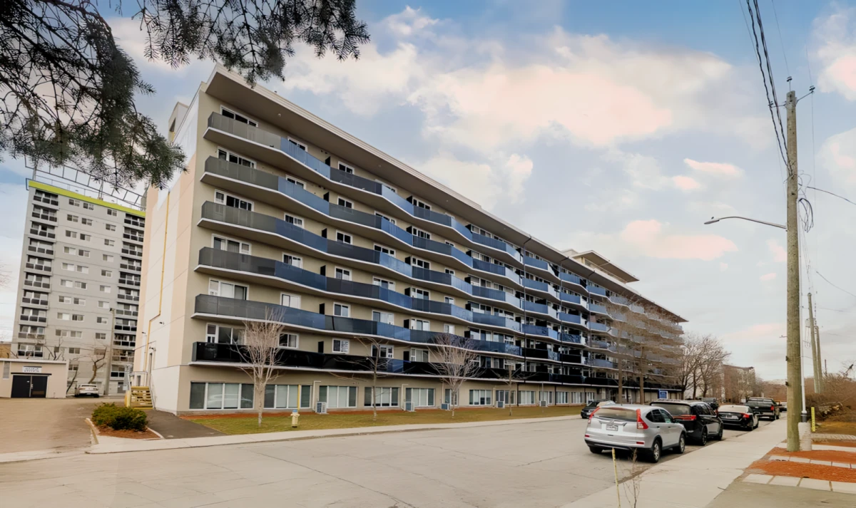 324 Cambridge 0