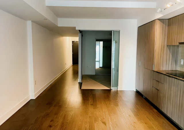 423 - 955 Bay Street 2