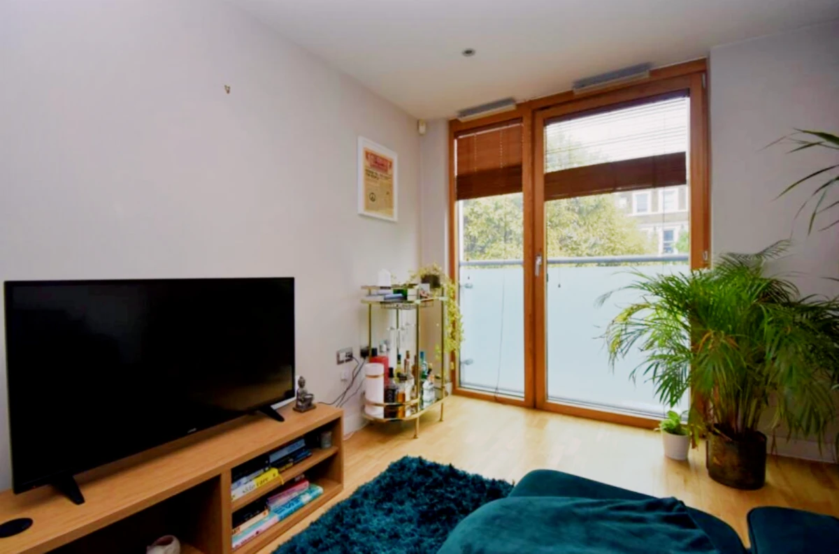 LH-Lewisham Way 0