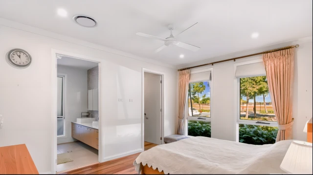 341 MacArthur Ave 2