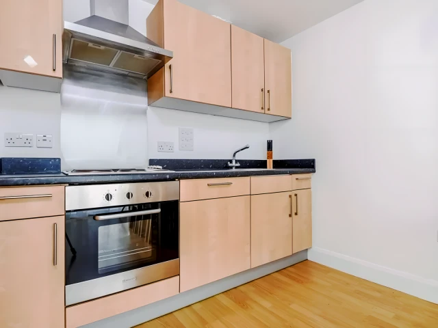 LH-Clarenden House - chỗ ở sinh viên tại Luân Đôn - 1B1B