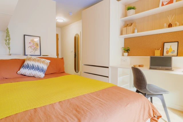 uhomes.com | Student Accommodation, Housing, Flats, Apartments for Rent