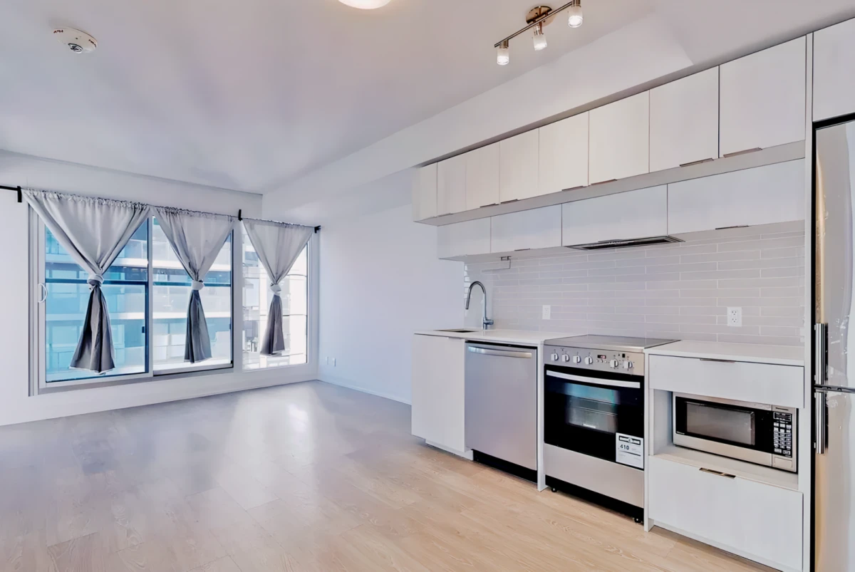 4311 - 181 Dundas Street 0