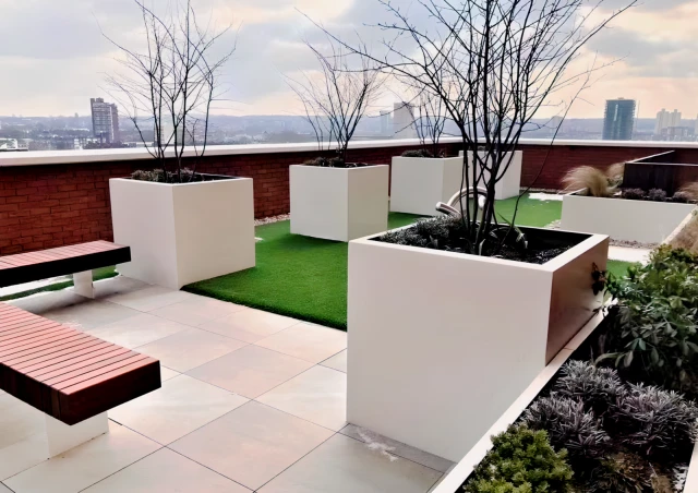 CM-Exchange Gardens 4