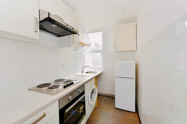 Kensington High Street 28110# 2