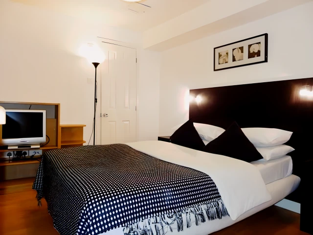 Mabledon Place 28145# 4