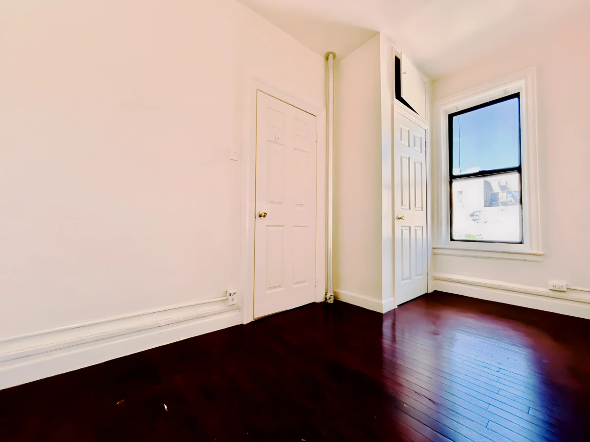 15 Wadsworth Ave - chỗ ở sinh viên tại New York - 2 Beds 1 Bath