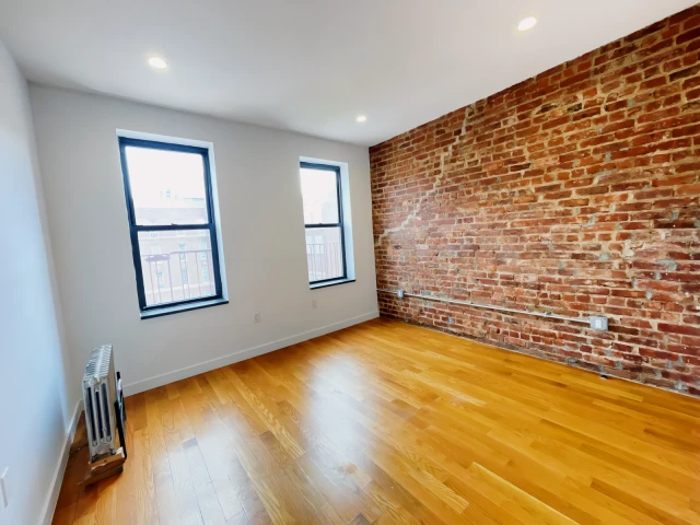 3971 Gouverneur Ave 1