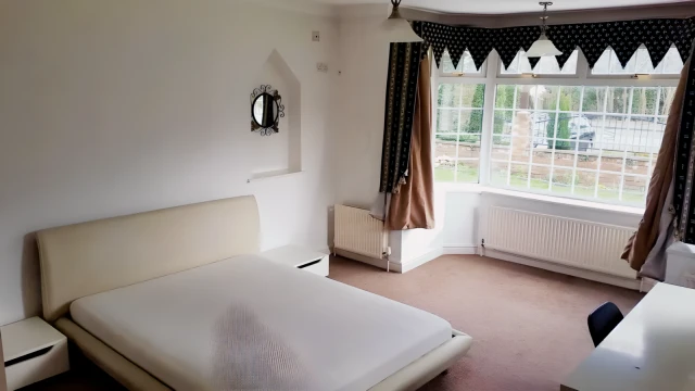 Adel Lane 28827# 3