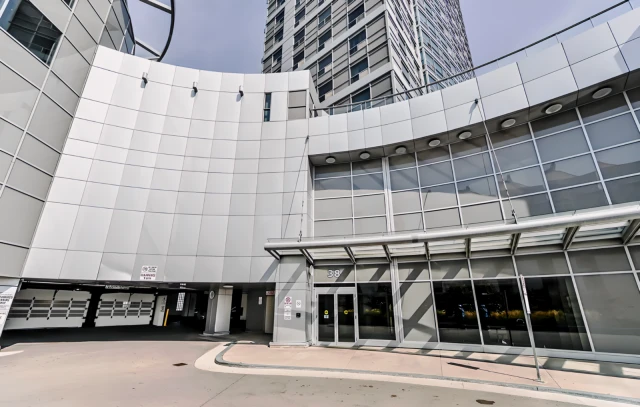 Ellipse - East Tower Condos - Scarborough student accommodation