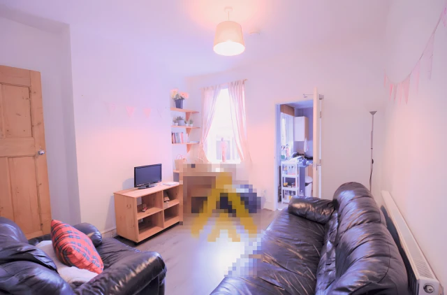 Entire Place·3B1B···38 Milner Road, Selly Oak 1