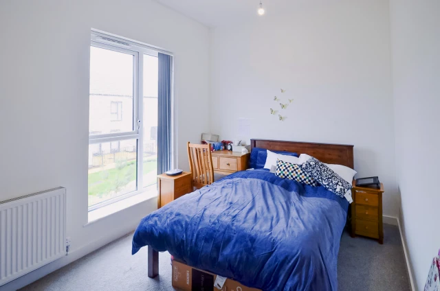 Entire Place·3B2.5B···8 Bird Close 1