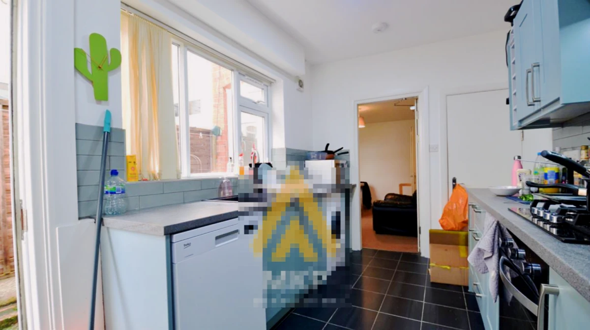 Entire Place·4B2B···86 Warwards Lane, Selly Oak - Birmingham student accommodation
