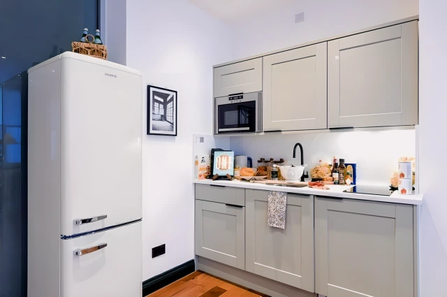 Dantzic Street 29546# 3