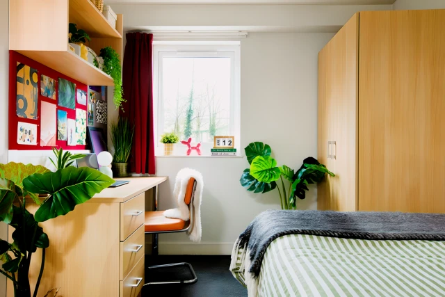 uhomes.com | Student Accommodation, Housing, Flats, Apartments for Rent
