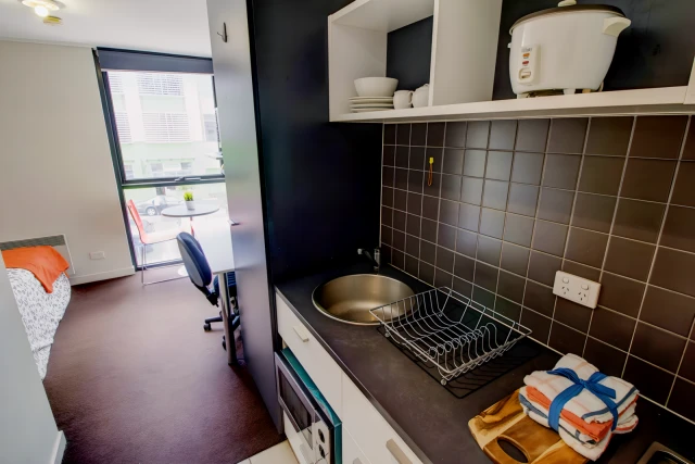 127 Leicester Street 2