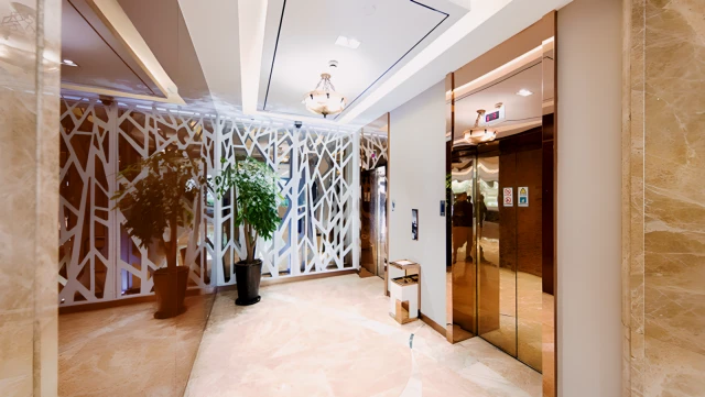 Xiepu Road Metro Station Store - LiYeah 4