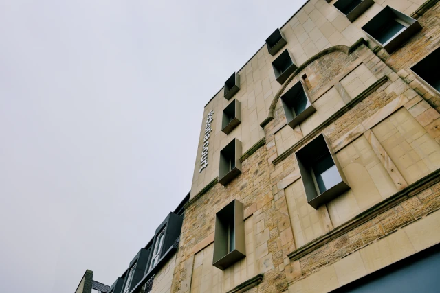 Victoria Court 4