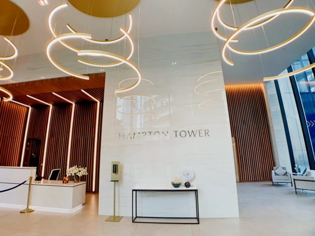 LH-Hampton Tower - London student accommodation - Reception