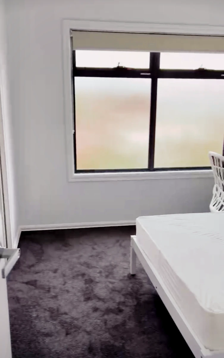 44 Stockdale Avenue - Melbourne student accommodation - Room 5