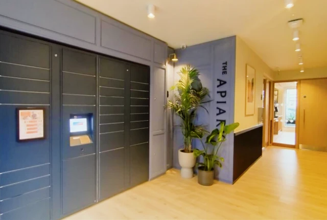 LH-The Apiary, The Mall, Ealing 1