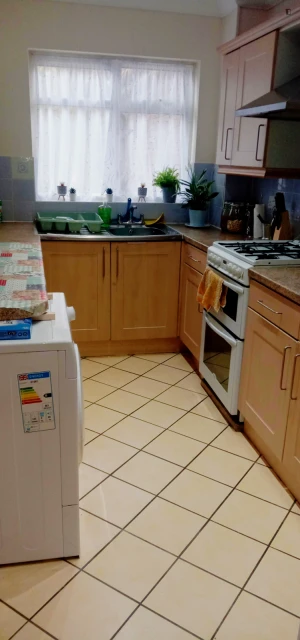 Very cosy double ensuite bedroom in Uxbridge 4