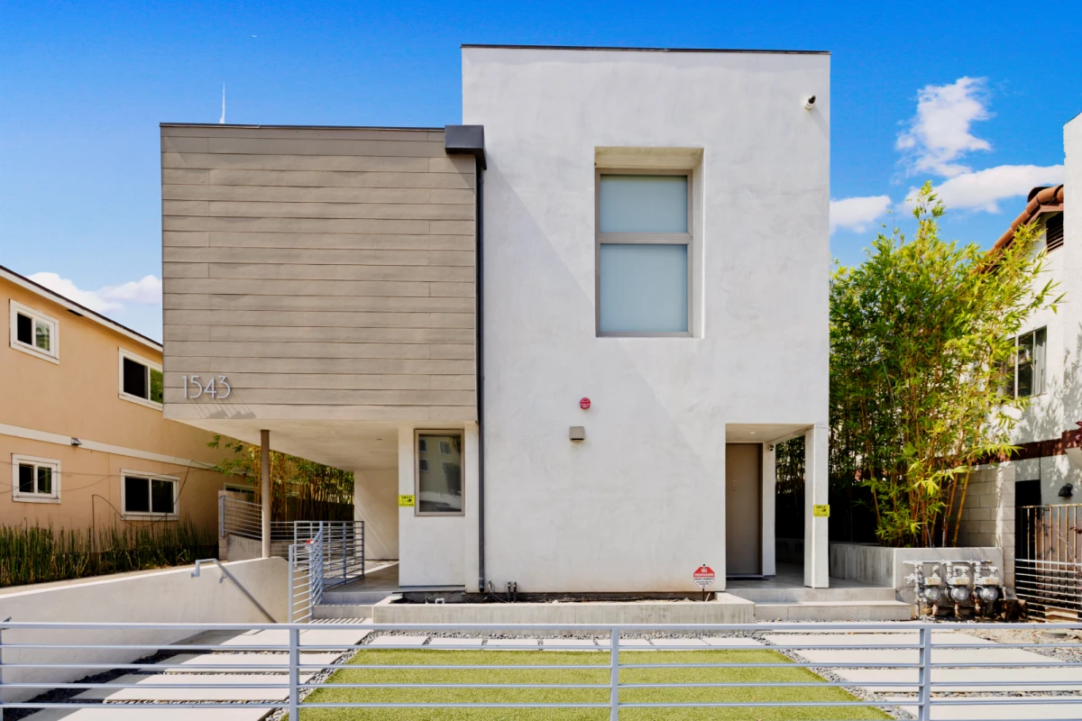 1543 Abbot Ave 0