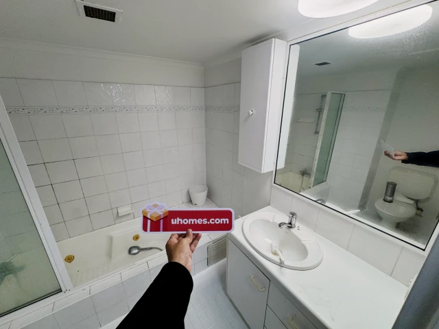 122 Macquarie St - Brisbane student accommodation - 2 bed 2 bath-14